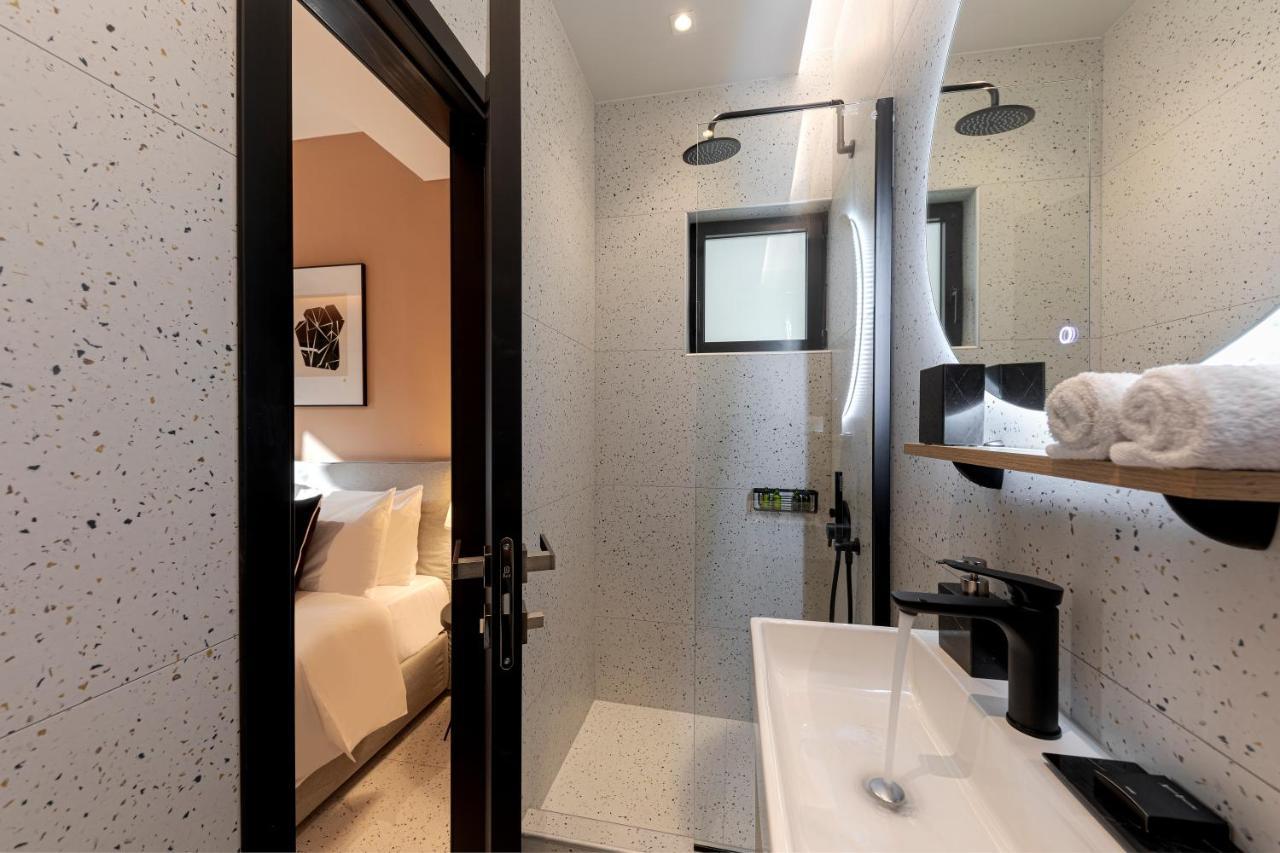 Clyde Athens By Nin&Bau Hotel Exterior photo