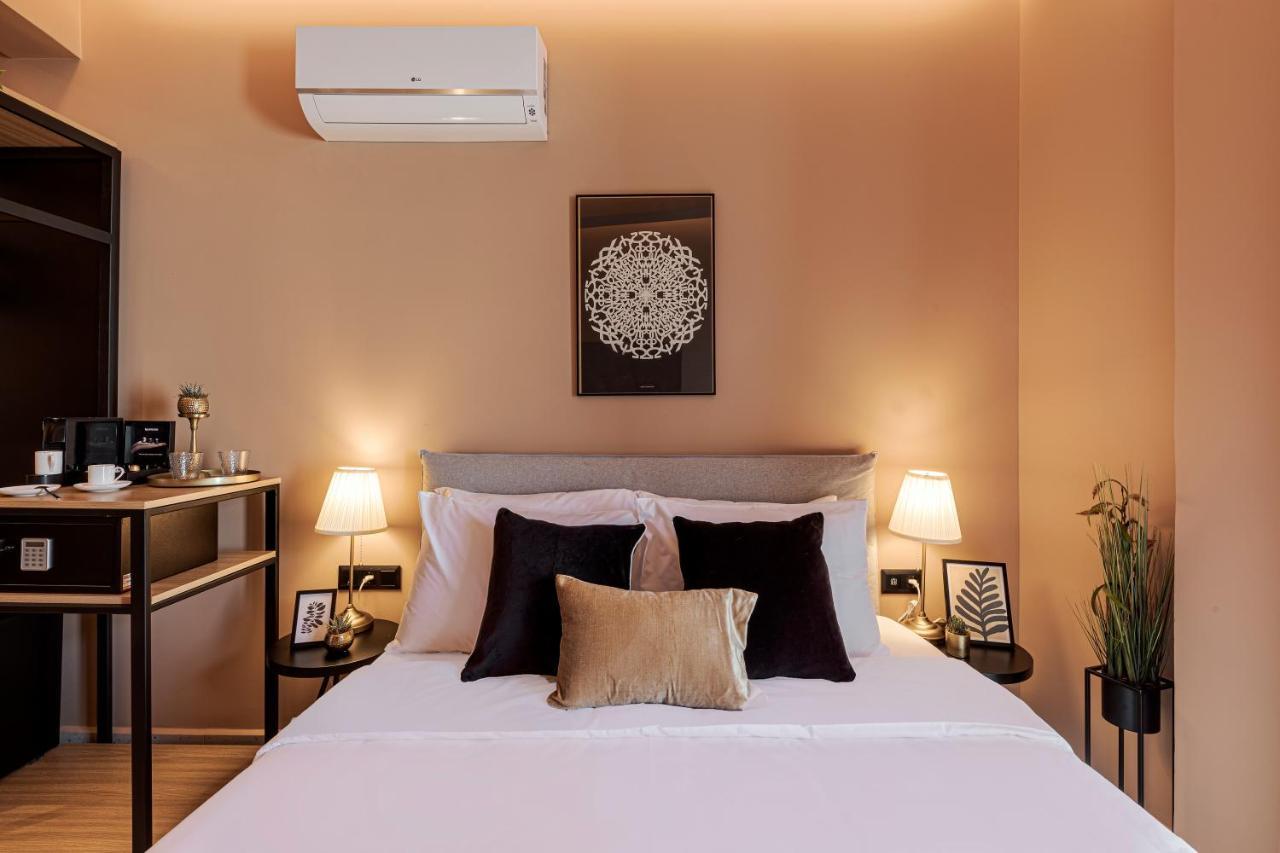 Clyde Athens By Nin&Bau Hotel Exterior photo
